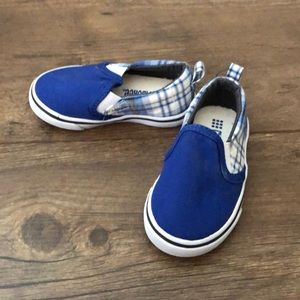 Size 4 baby shoes-boys